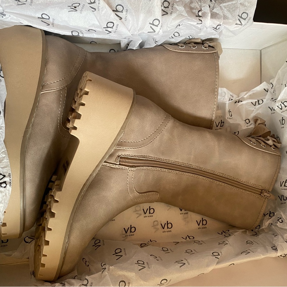 Dolce Vita Boots Girls Size 3 
NIB - Picture 3 of 8